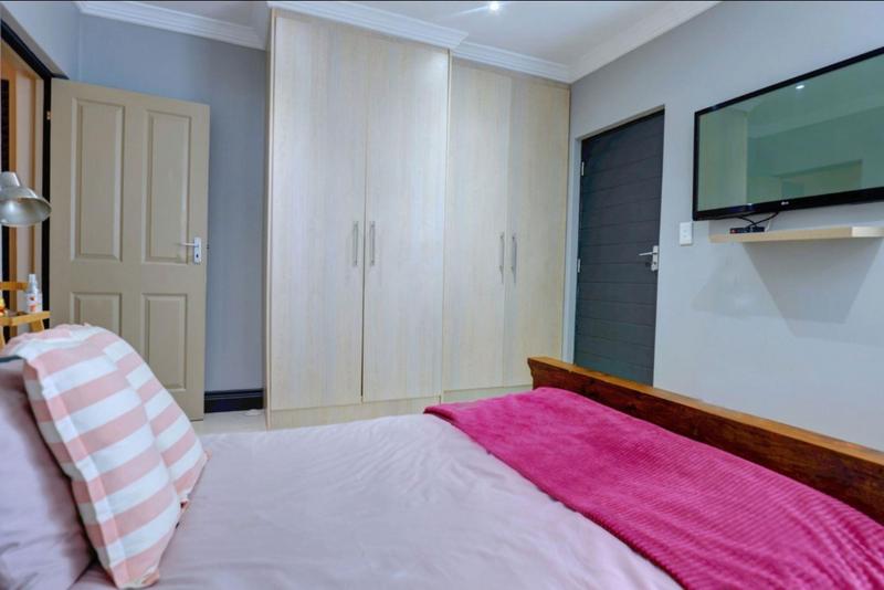 5 Bedroom Property for Sale in Pinnacle Point Golf Estate Western Cape